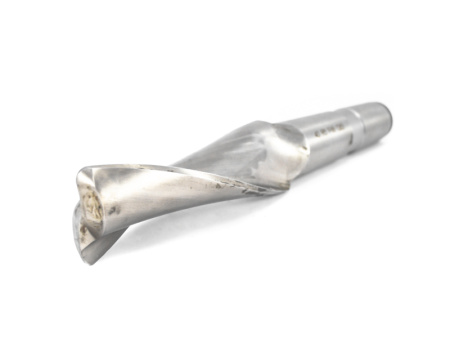 Фреза концевая 40х120х230 r=5 Р18 Z=2 к/х КМ4 для легких сплавов без центрового отверстия Фреза концевая 40х120х230 r=5 Р18 Z=2 к/х КМ4 для легких сплавов без центрового отверстия